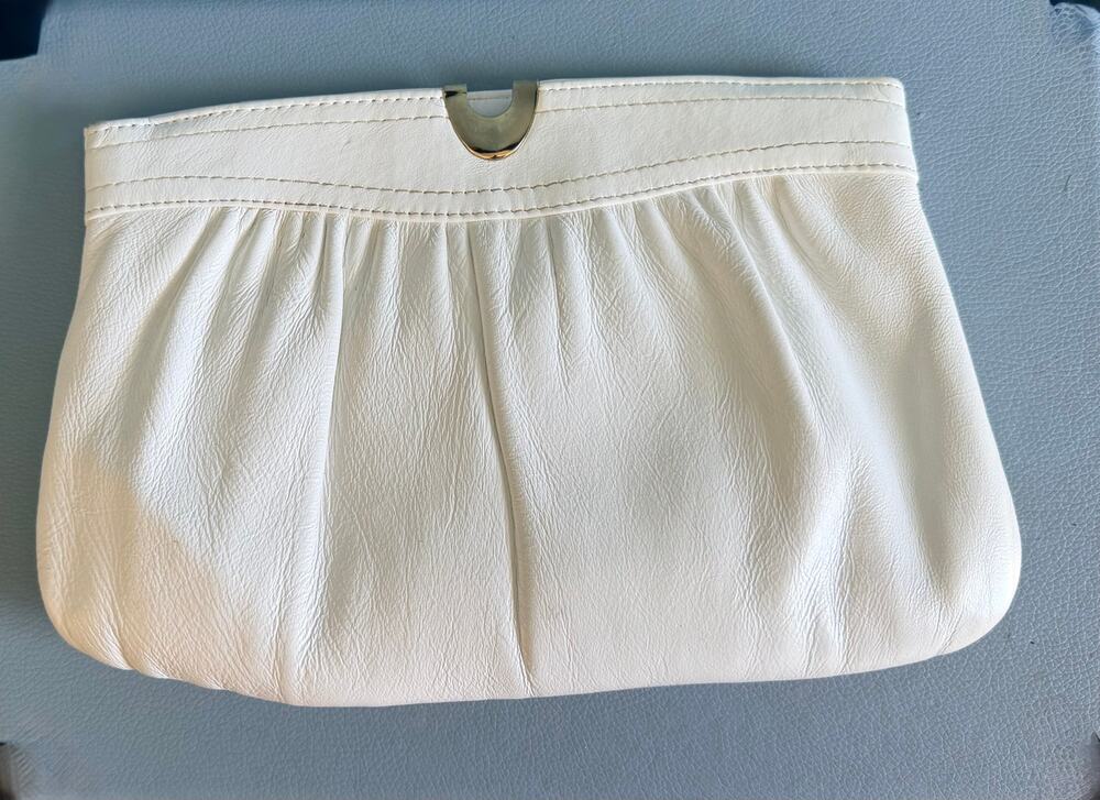 Vintage White Leather Clutch Bag 1980s Gathered Pouch Convertible Shoulder Purse
